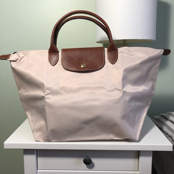 longchamp tan color